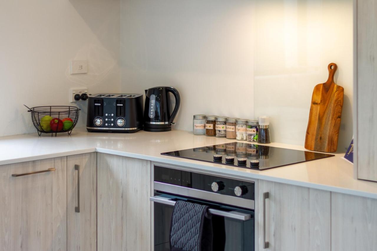 דירות כרייסטצ'רץ' Peaceful Park View Townhouse 2 Bed W/Carpark מראה חיצוני תמונה